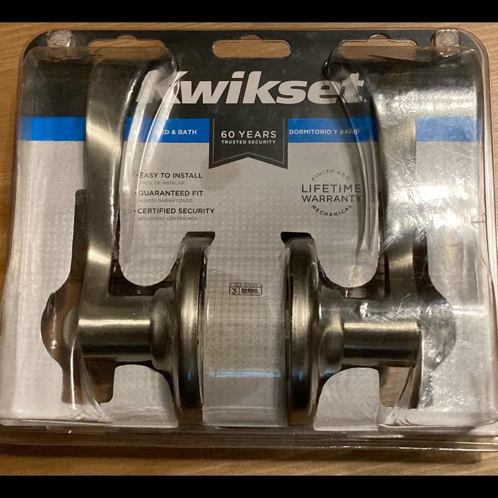 Kwikset Balboa Satin Door Knob Set w/ 2 Keys